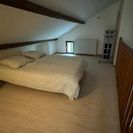 7 Min De Dole Maison 110 M2 6 Couchages 3 Spacieuses