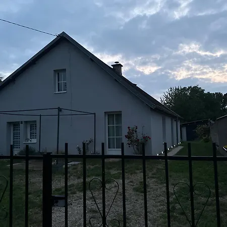 Holiday home 7 Min De Dole Maison 110 M2 6 Couchages 3 Spacieuses Champvans